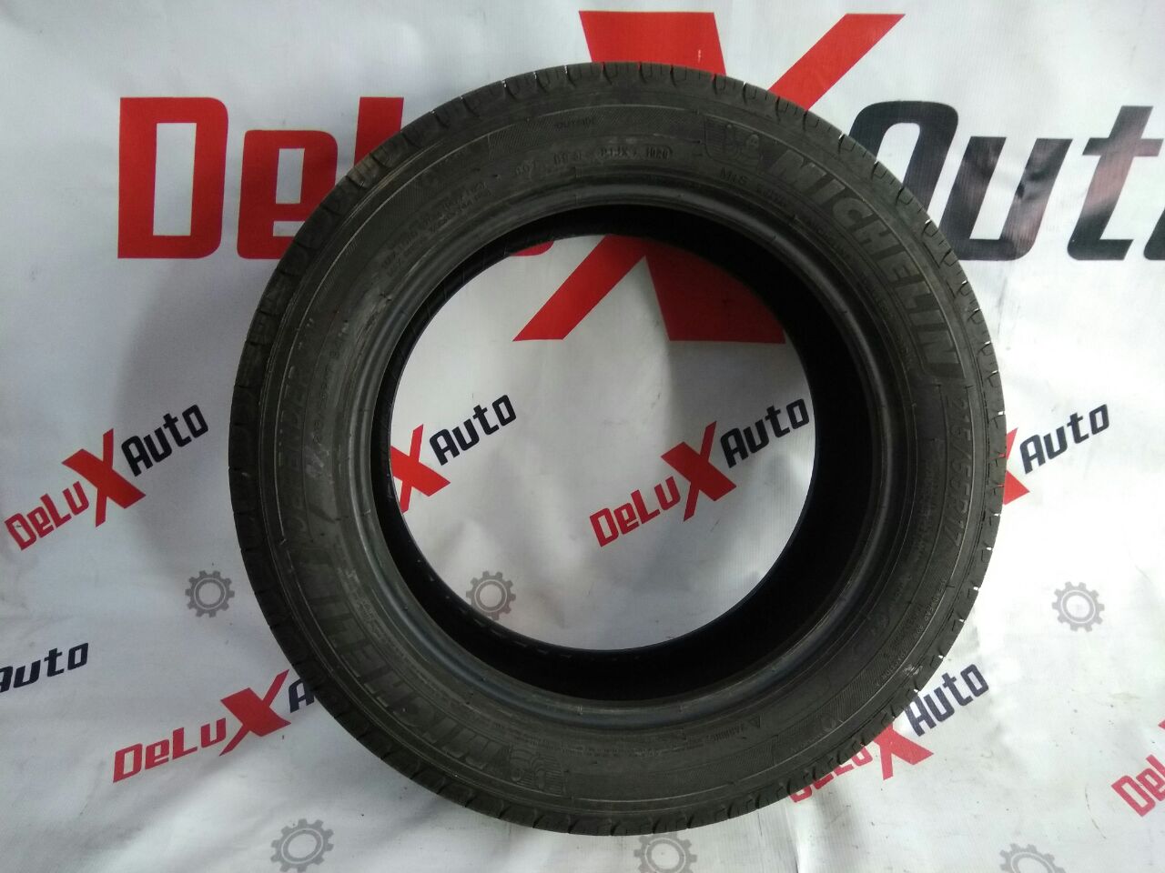 Шина 215/55R17