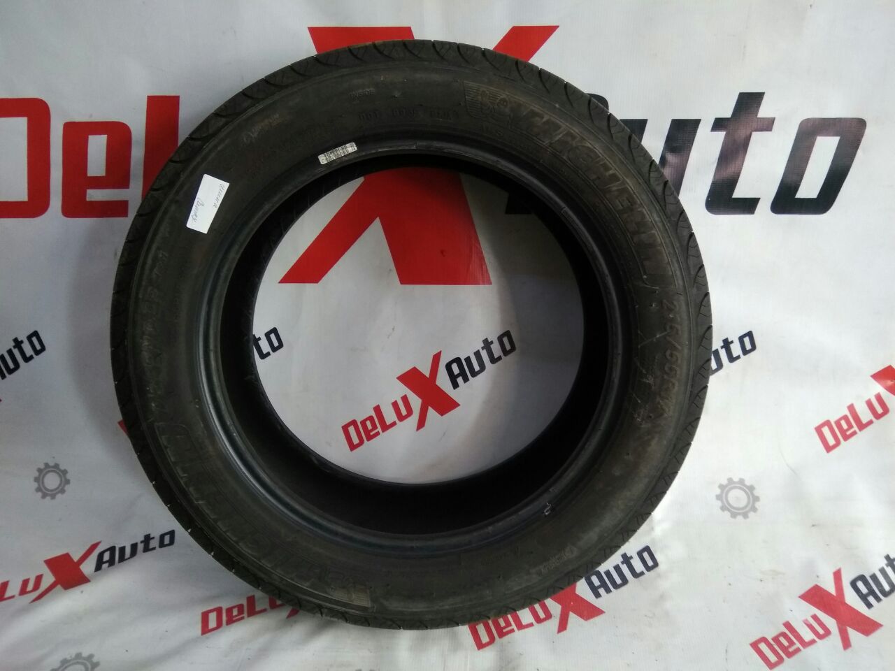 Шина 215/55R17 для Toyota Camry 50 (XV50) · гибрид · американская версия · 2013