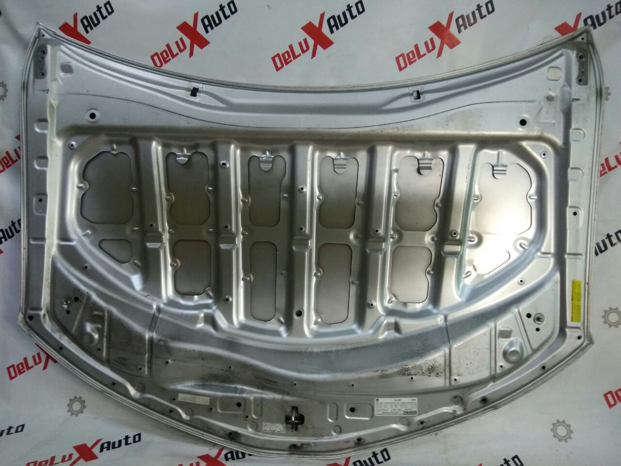 Крышка капота дефект для Toyota Camry 50 (XV50) · гибрид · американская версия · 2013