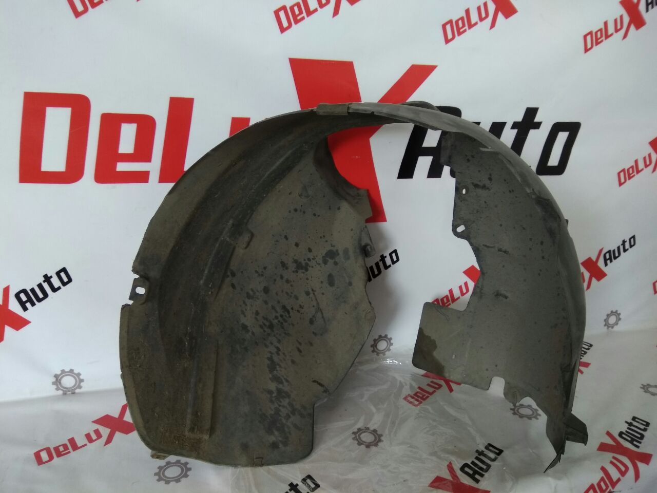 Подкрылок передний правый для Ford Focus · 2007–2011
