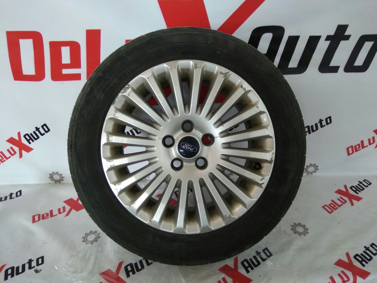 Диск с покрышкой 205/55R16 задний правый