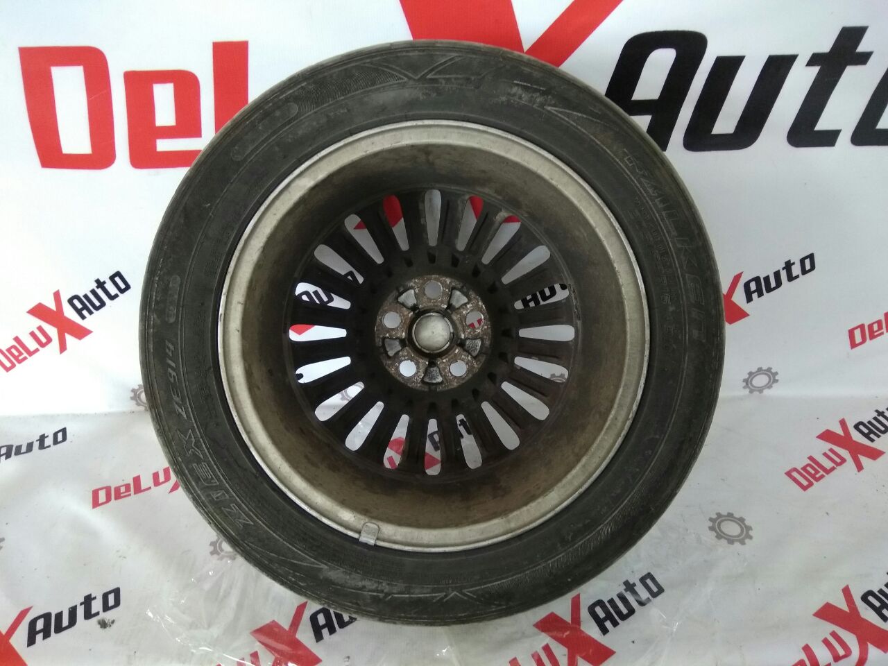 Диск с покрышкой 205/55R16 задний правый для Ford Focus · 2007–2011