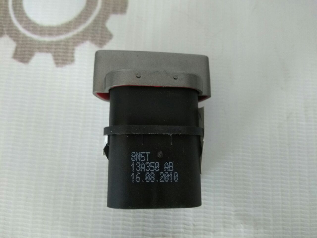 Кнопка аварийной остановки для Ford Focus · 2007–2011