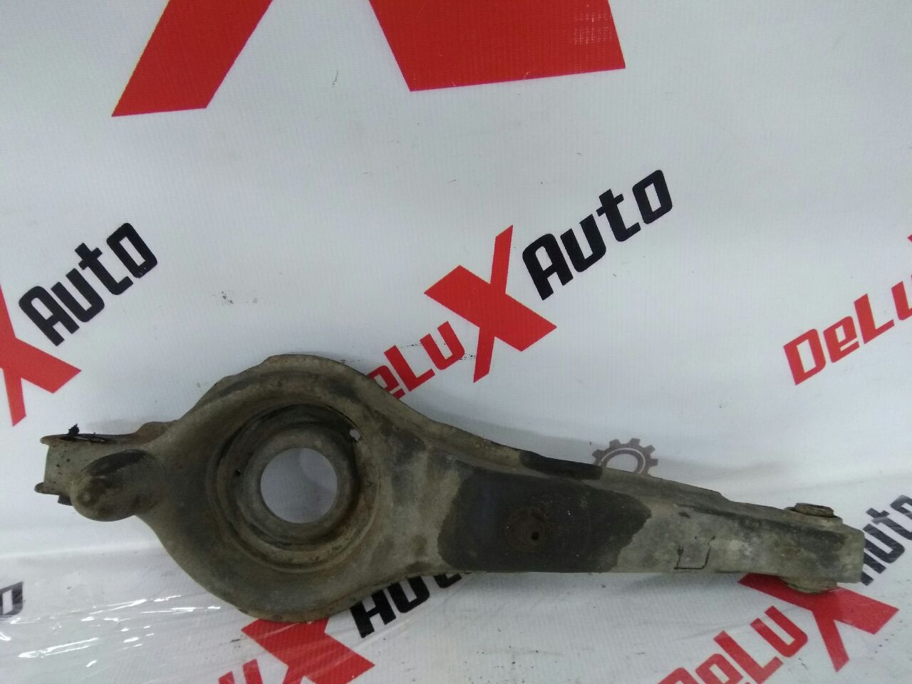 Рычаг поперечный нижний правый для Ford Focus · 2007–2011