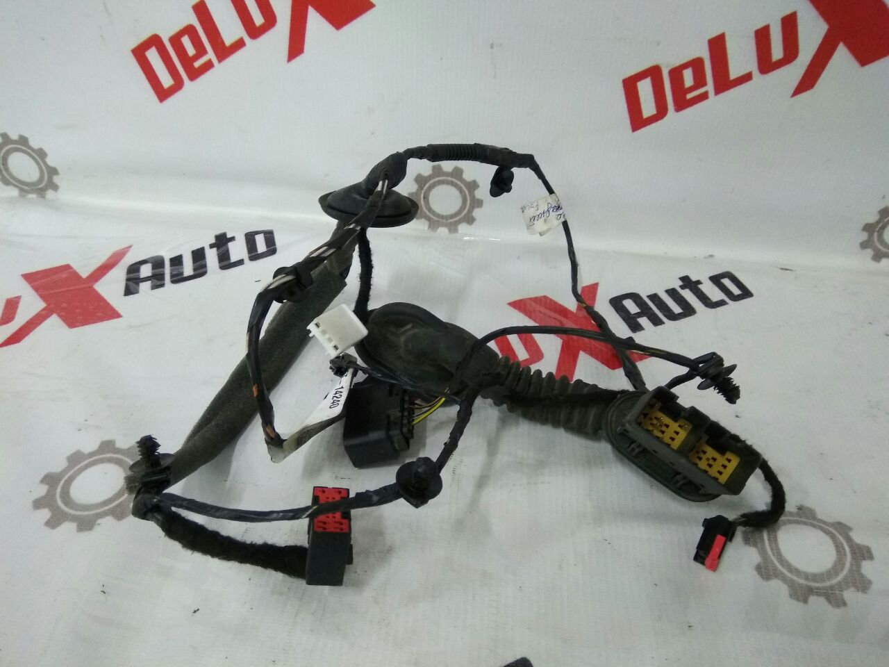 Проводка двери задней левой