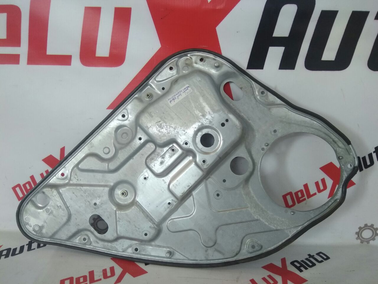 Панель двери внутренняя задняя правая для Ford Focus · 2007–2011