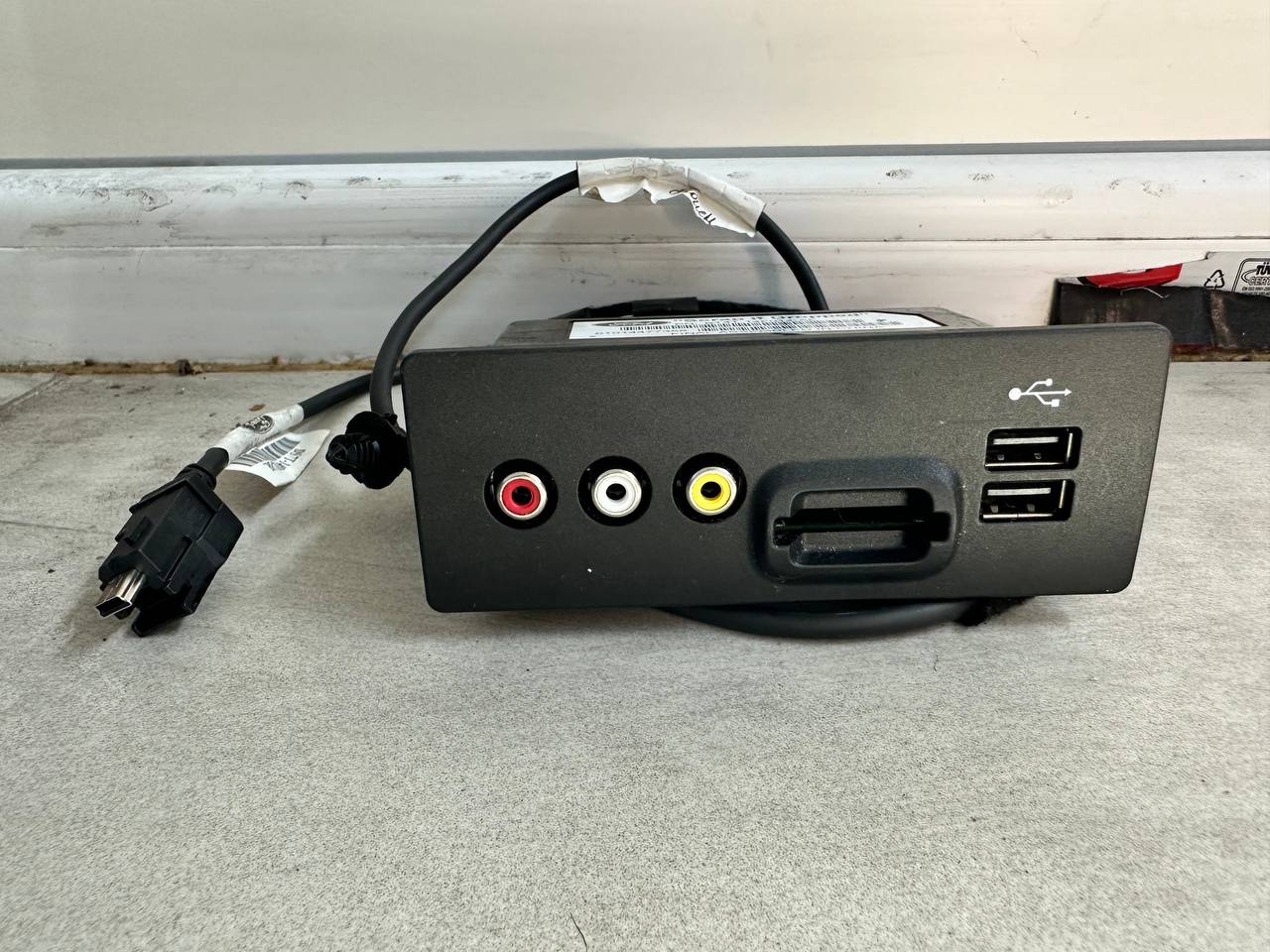 панель USB