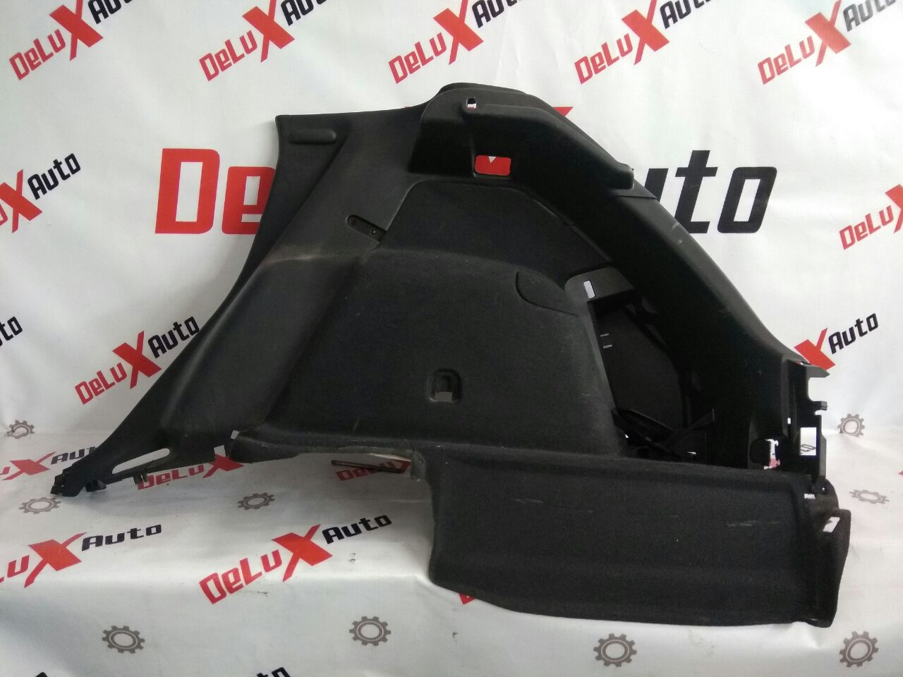 panou portbagaj dreapta defect