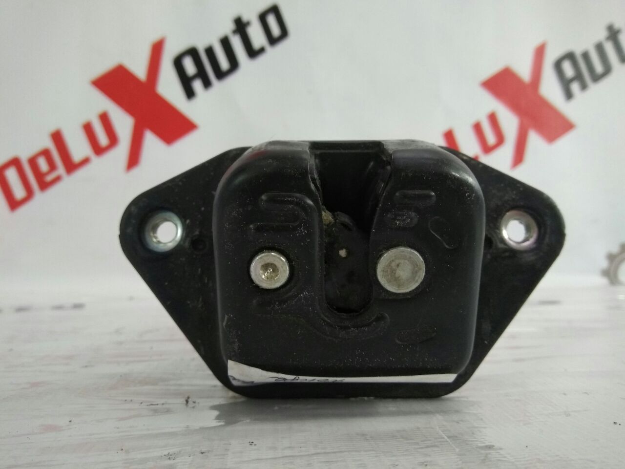 încuietoare capac portbagaj cu actuator