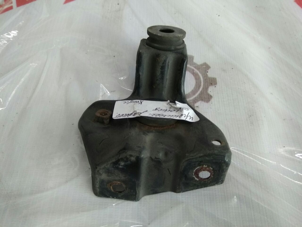 suport radiator răcire stânga