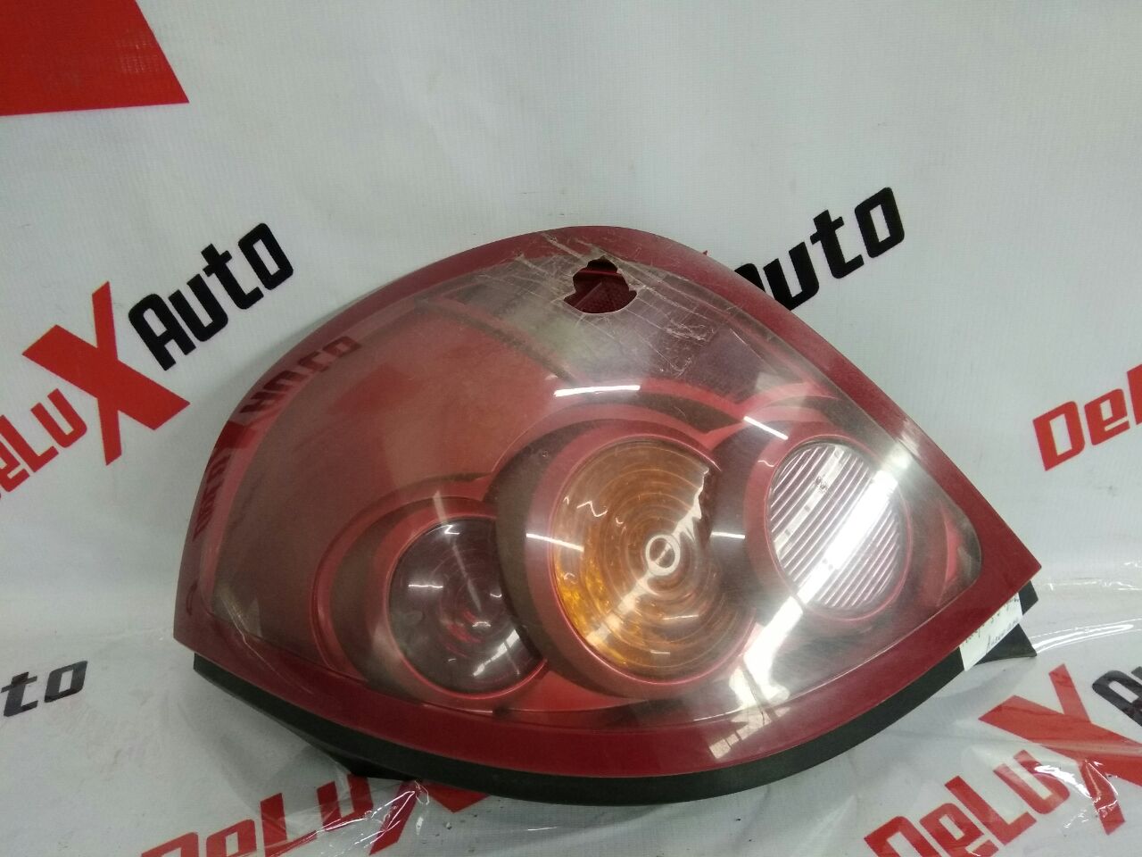 lampă spate dreapta defect