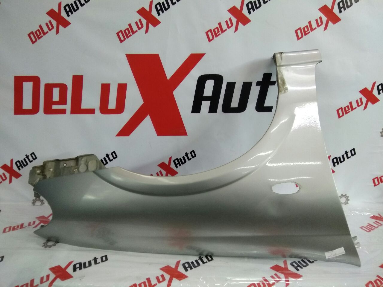 aripă față dreapta