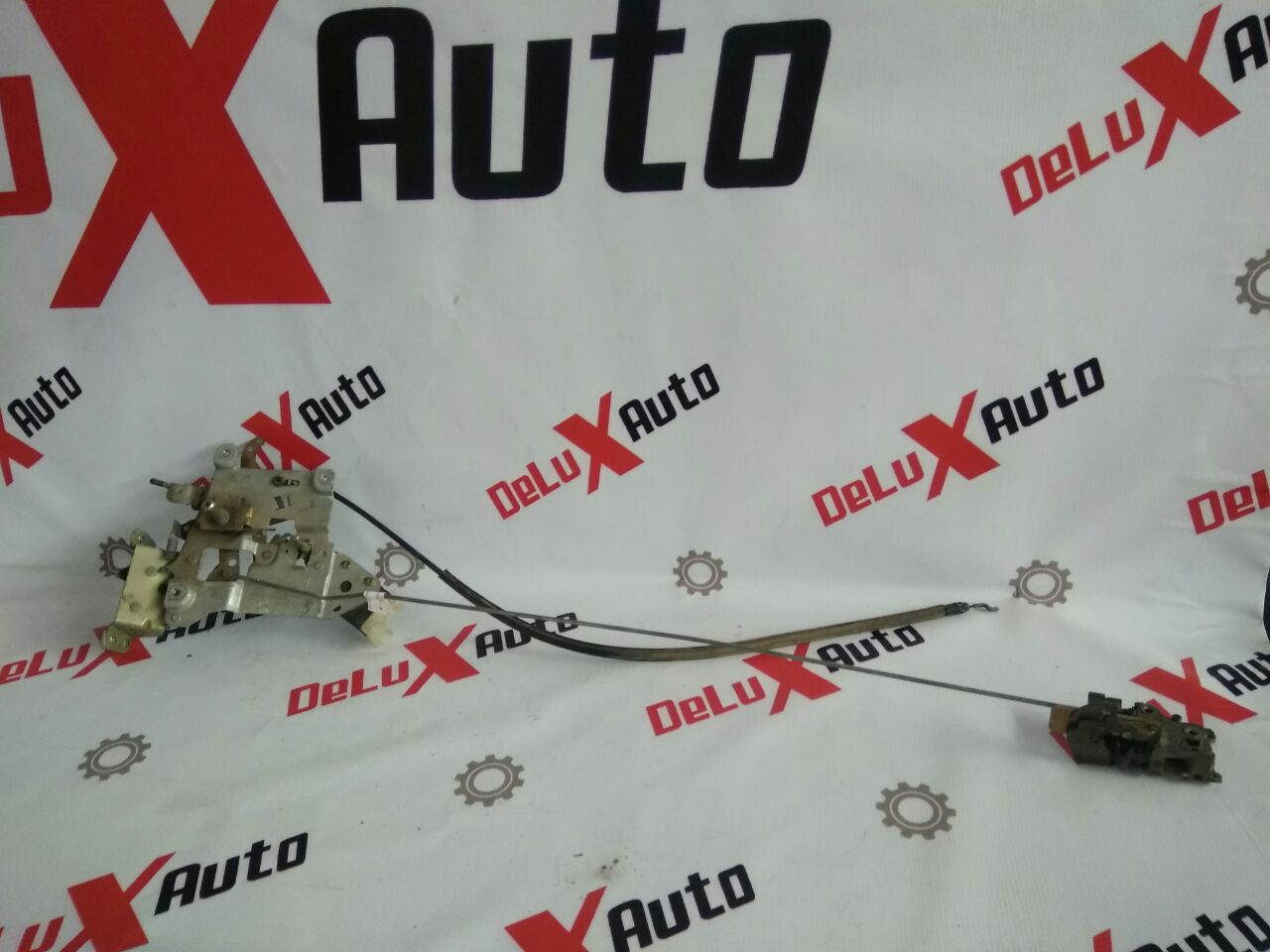 încuietoare uși spate dreapta cu cablu actuator