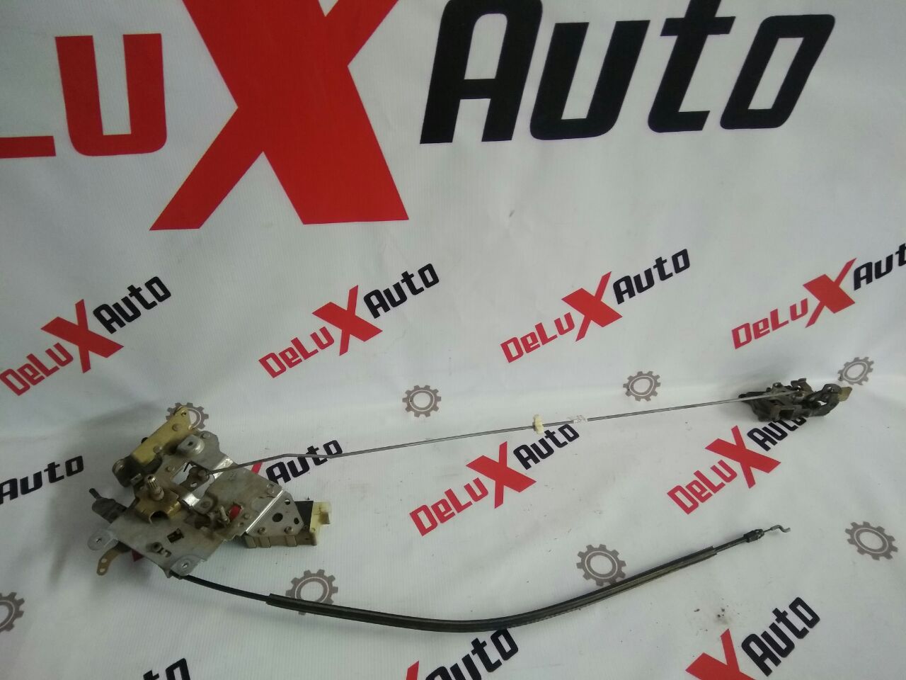 încuietoare uși spate stânga cu cablu actuator