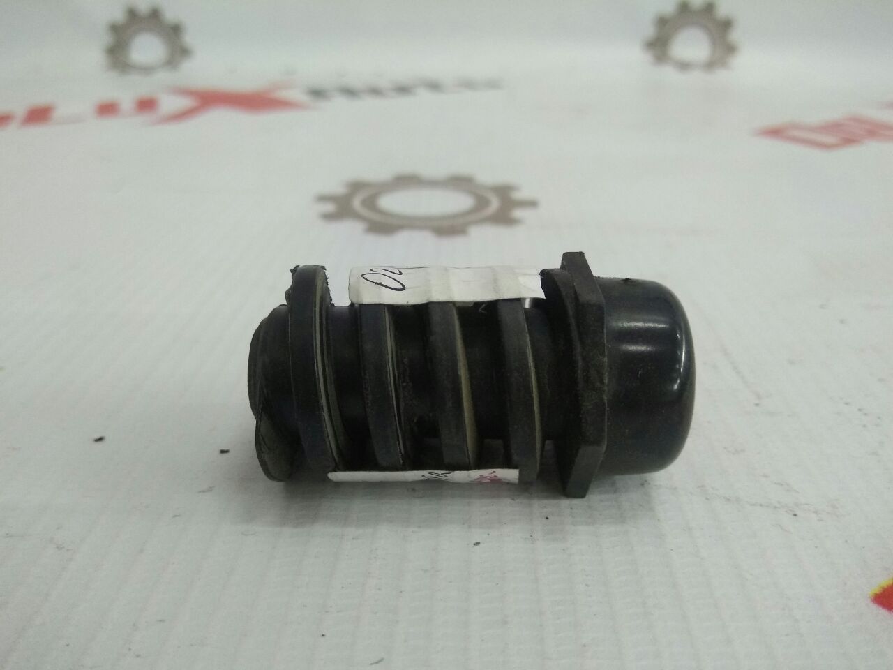 limitator capac capotă