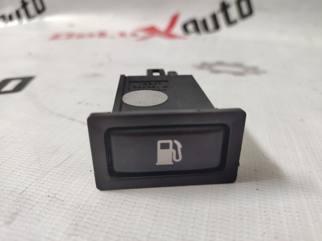 buton benzină