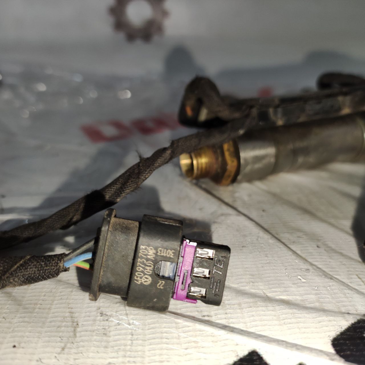 rampă de combustibil cu injector