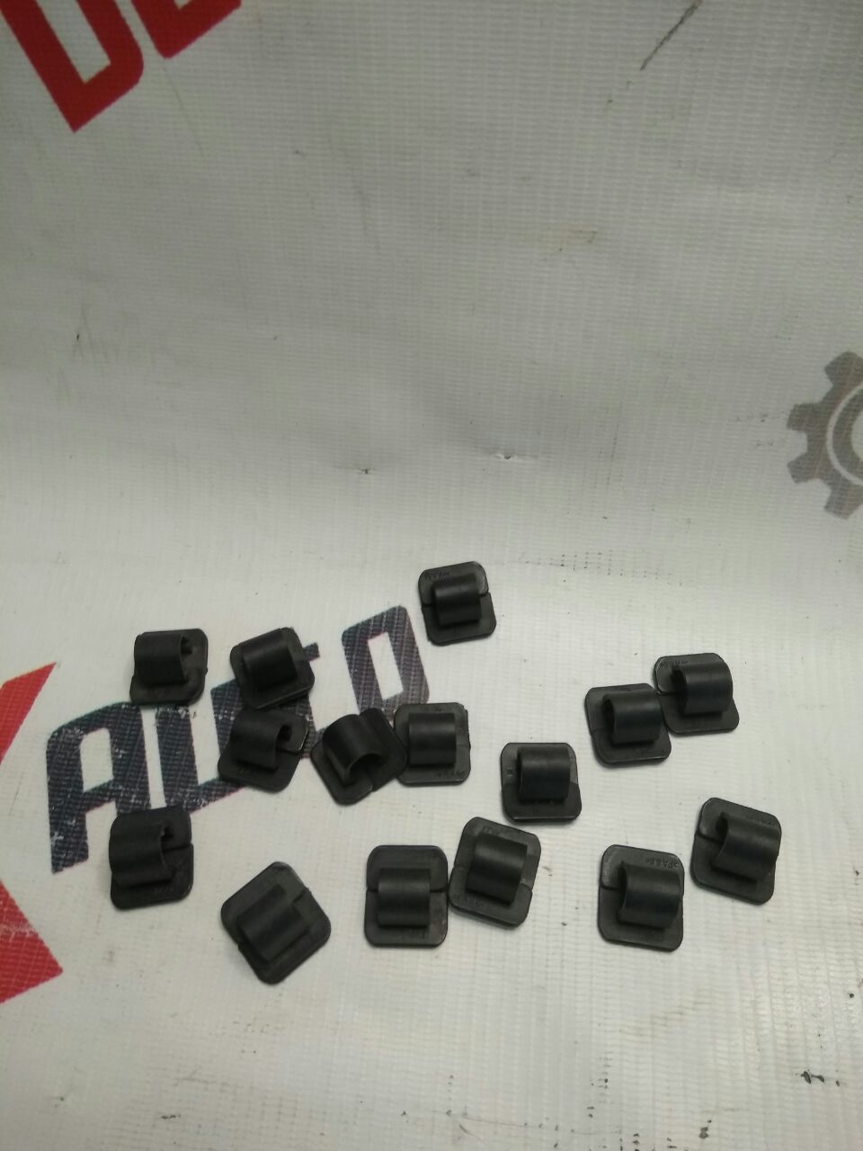 clips izolație fonică