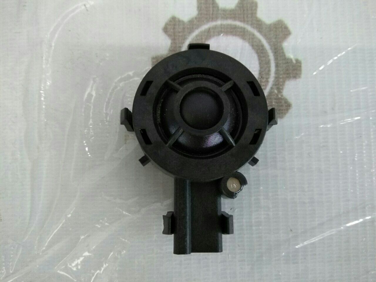 Пищалка двери задняя правая